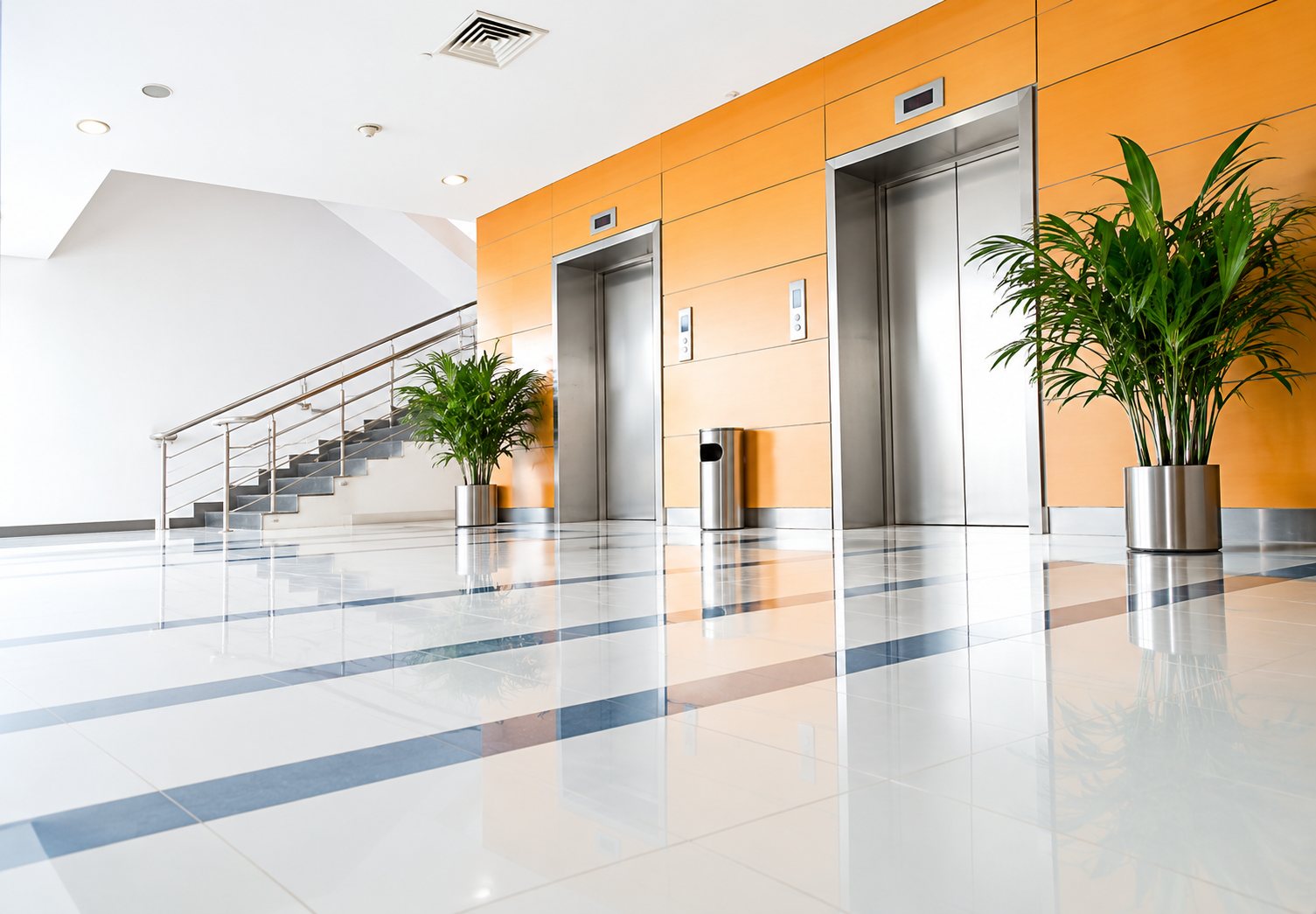 Hall d’entrée vu en contre-plongée (vue 18)